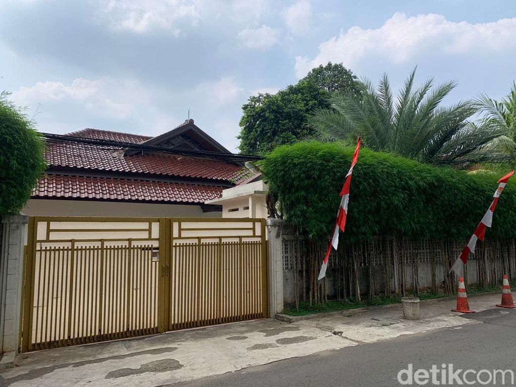 Soal Wanita Nangis di Rumah Sambo, Pengacara Yosua: Hadirkan di Sidang Soal Wanita Nangis di Rumah Sambo, Pengacara Yosua: Hadirkan di Sidang