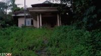 10 Potret Rumah Ratu Horor Suzzanna yang Terbengkalai, Pernah Makan Korban