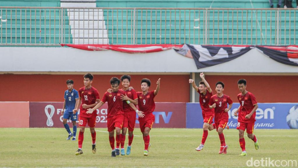 Lumat Thailand 2-0, Vietnam Melaju Final Piala AFF U-16 2022 Lumat Thailand 2-0, Vietnam Melaju Final Piala AFF U-16 2022