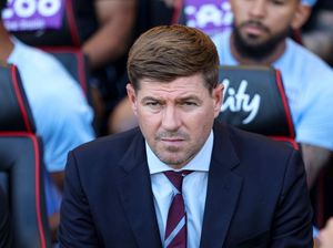 Gerrard Jadi Pelatih Al Ettifaq, Mau Rekrut Dua Eks Rekannya di Liverpool Gerrard Jadi Pelatih Al Ettifaq, Mau Rekrut Dua Eks Rekannya di Liverpool