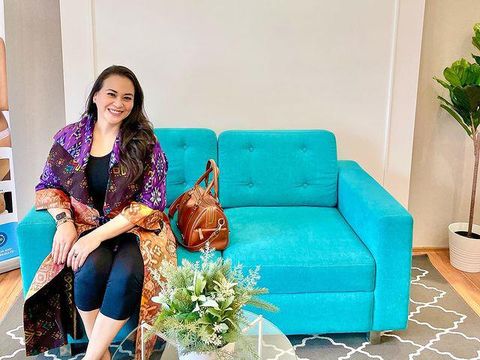 Zoya Amirin