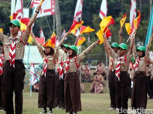 30 Pantun Pramuka yang Menghibur, Meriahkan 14 Agustus 2024 30 Pantun Pramuka yang Menghibur, Meriahkan 14 Agustus 2024