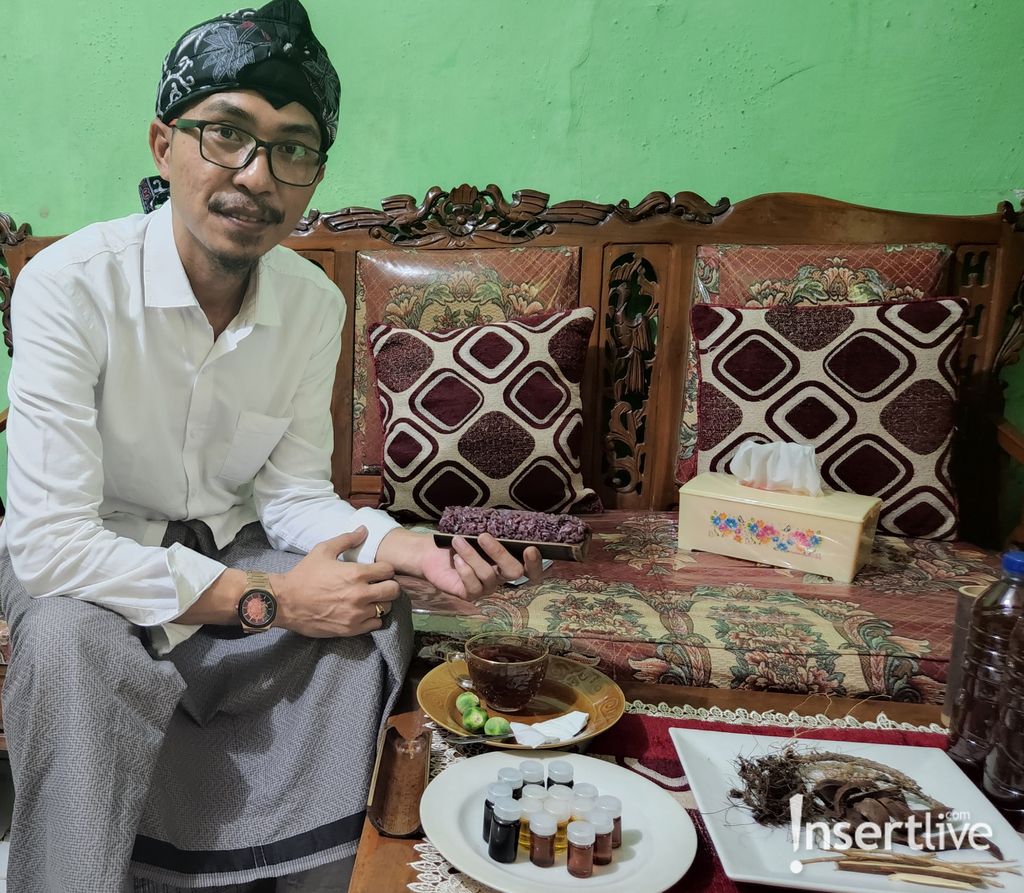 Aa Akmal Cucu Mak Erot