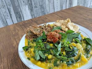 5 Fakta Tinutuan, Bubur Manado yang Terbuat dari Beragam Sayuran 5 Fakta Tinutuan, Bubur Manado yang Terbuat dari Beragam Sayuran
