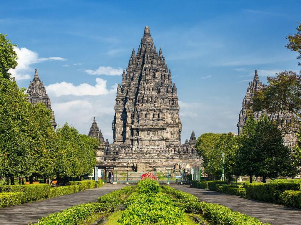 Candi Prambanan, Sejarah dan Asal Usulnya Menurut Prasasti Siwagrha Candi Prambanan, Sejarah dan Asal Usulnya Menurut Prasasti Siwagrha
