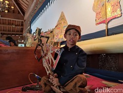 Kenalkan Dalang Cilik Asal Ponorogo, Suka Wayang Sejak Umur 3 Tahun