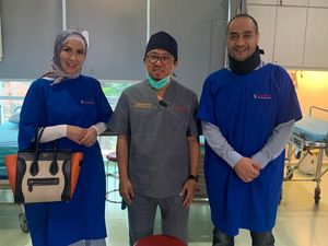 Saraf Kejepit Ferry Irawan Kambuh, Venna Melinda Lakukan Ini Saraf Kejepit Ferry Irawan Kambuh, Venna Melinda Lakukan Ini
