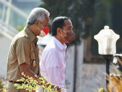 Amanat Jokowi Dinanti Relawan Usai Ganjar Siap Nyapres 2024