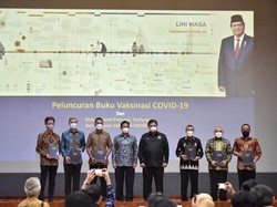 Gubernur Riau Puji Kebijakan Gas dan Rem di Buku Vaksinasi COVID-19