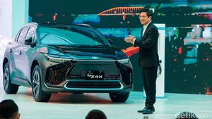 Ini yang Ditunggu, Mobil Listrik Toyota bZ4X Resmi Dirilis di GIIAS