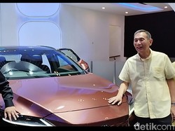 Bos Jalan Tol Jusuf Hamka Borong Puluhan Mobil Listrik di GIIAS 2022