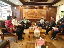 Diminta Bawaslu Cegah Politik Uang, Mendes: Dana Desa Bisa buat Spanduk