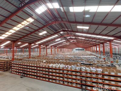 Mengintip Gudang Produksi Erigo di Banten