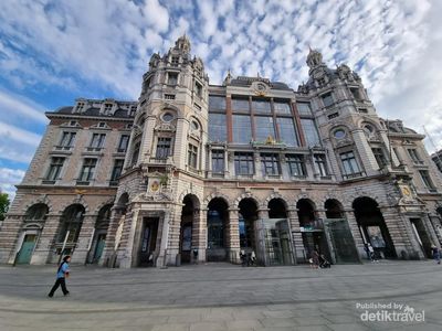 Menyusuri Kota Antwerpen di Belgia Saat Akhir Pekan