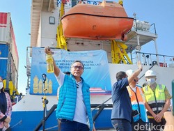 1.200 Ton Minyakita Rp 14.000 Dikirim ke NTT-Papua Lewat Gerai Maritim