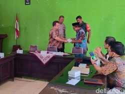 Pecat Kadus di Pekalongan gegara Pilkades, Kini Sang Kades yang Diberhentikan