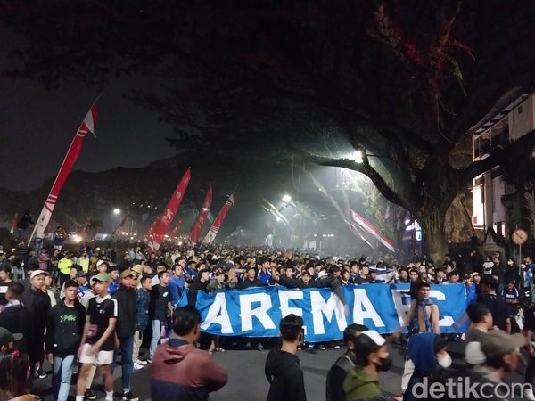 Pesta Jiwa Jawara Aremania di Malam Ulang Tahun Arema