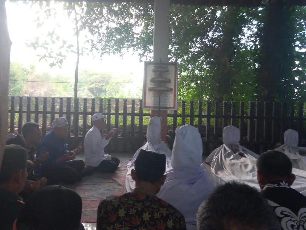 Blak-blakan Gus Muwafiq Geram Lagu Joko Tingkir Dibuat Koplo-Guyonan Blak-blakan Gus Muwafiq Geram Lagu Joko Tingkir Dibuat Koplo-Guyonan