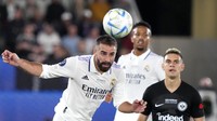 Real Madrid mendominasi pertandingan selama 2x45 menit. Anak asuh Carlo Ancelotti itu melepaskan 13 tembakan (7 on target) dan 58 persen penguasaan bola, unggul atas 6 shoots (3 on target) dan 42 persen ball possession Frankfurt. (AP/Sergei Grits)