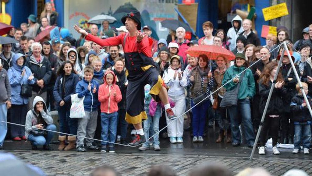 Begini Hebohnya Festival Fringe, Pesta Seni Terbesar di Skotlandia