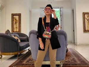 8 Foto Ruang Tamu Mewah Mayangsari & Bambang Trihatmodjo Favorit Buat OOTD 8 Foto Ruang Tamu Mewah Mayangsari & Bambang Trihatmodjo Favorit Buat OOTD