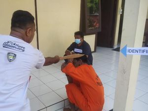 13 Adegan Diperagakan dalam Rekontruksi Kasus Duel Maut Pegayaman 13 Adegan Diperagakan dalam Rekontruksi Kasus Duel Maut Pegayaman