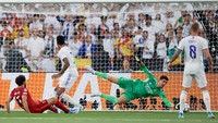 Total dari empat final itu, Courtois hadapi 19 tembakan ke gawang! Semuanya dipatahkan (Getty Images)