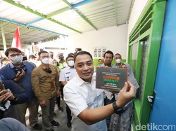Antrean Program Dandan Omah Besutan Walkot Eri Capai 5 Ribu Keluarga