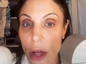 Sosialita Ini Review Jujur Produk Skincare Kim Kardashian, Tak Praktis & Mahal Sosialita Ini Review Jujur Produk Skincare Kim Kardashian, Tak Praktis & Mahal