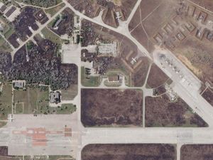 9 Pesawat Tempur Rusia Hancur dalam Ledakan di Pangkalan Udara Crimea