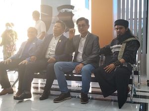 Tiba di Polda Jatim, Gus Samsudin akan Diperiksa soal Laporkan Pesulap Merah