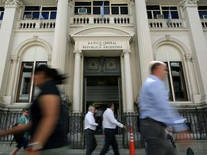 Ngeri... Inflasi Argentina Meroket hingga Tembus Rekor