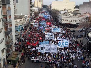 Kacau! Inflasi Argentina Diprediksi Tembus 95% Tahun Ini