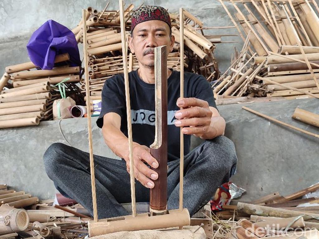 Bukan Cuma di Bandung, Kampung Angklung juga Ada di Ciamis Bukan Cuma di Bandung, Kampung Angklung juga Ada di Ciamis