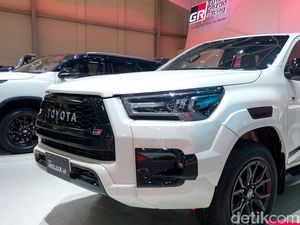Pantas Toyota Mau Main Lagi di Segmen Komersial, Ini Jawabannya Pantas Toyota Mau Main Lagi di Segmen Komersial, Ini Jawabannya