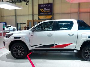 Pemerintah Minta Rakit Hilux Cs di Indonesia, Sulit Dikabulkan? Pemerintah Minta Rakit Hilux Cs di Indonesia, Sulit Dikabulkan?