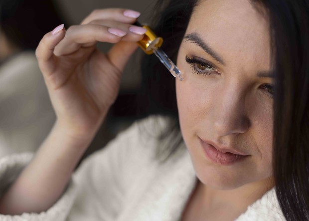 Manfaat retinol untuk wajah/ foto: freepik/ freepik Manfaat retinol