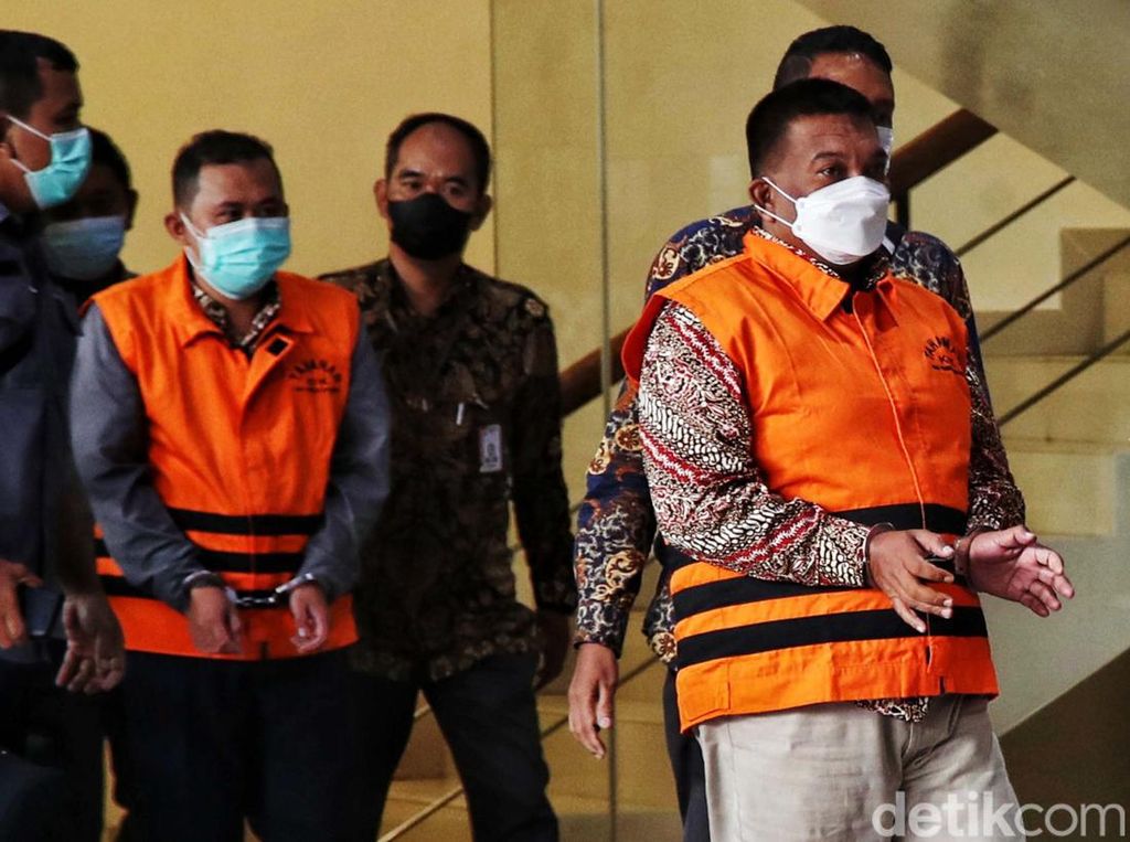KPK Tahan Eks Wakil Ketua DPRD Tulungagung Suap Ketok Palu APBD!