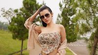 Perut Maria Vania Ditunggangi Naga
