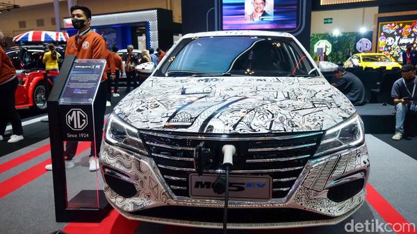 Mobil Listrik MG 5 EV Mejeng di GIIAS 2022, Penasaran?