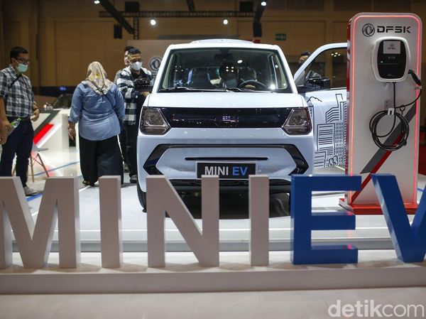 Mobil Listrik Mungil DFSK Melantai di GIIAS 2022, Masih Pakai Setir Kiri