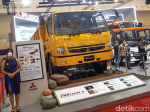 Truk Fuso Canter Identik Punya Kepala Kuning di Indonesia, Ternyata Gegara Ini Truk Fuso Canter Identik Punya Kepala Kuning di Indonesia, Ternyata Gegara Ini