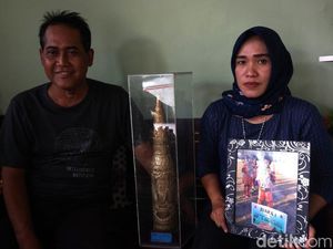 Ortu Pemain Timnas U-16 Nonton Final Piala AFF di Stadion Maguwoharjo Ortu Pemain Timnas U-16 Nonton Final Piala AFF di Stadion Maguwoharjo
