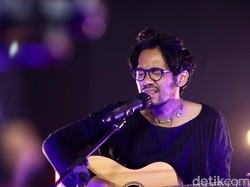 Oslo Ibrahim Sering Dibilang Gay Karena Kerap Pakai Baju Perempuan