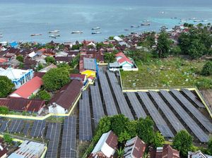 Bahlil Sebut PLTS 100 GW Mau Dibangun buat Kopdes Merah Putih Bahlil Sebut PLTS 100 GW Mau Dibangun buat Kopdes Merah Putih