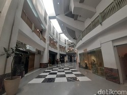 Penjaga Toko Ratapi Plaza Semanggi Makin Sepi: Dulu Full Banget!