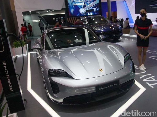 Porsche Hadir Lagi di GIIAS, Andalkan Mobil Listrik Taycan Turbo