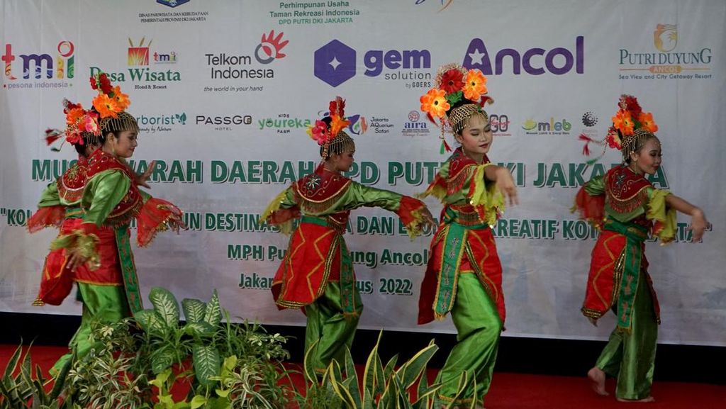 Potret Keseruan Musda DPD PUTRI DKI Jakarta Potret Keseruan Musda DPD PUTRI DKI Jakarta
