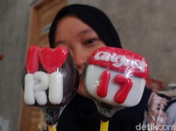 Laris Manis! Cokelat Bernuansa HUT RI Produksi Wanita Klaten
