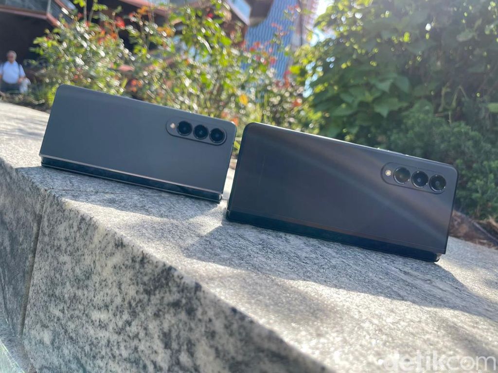 Perbandingan Galaxy Z Fold 4 vs Z Fold 3, Suka Mana? Perbandingan Galaxy Z Fold 4 vs Z Fold 3, Suka Mana?